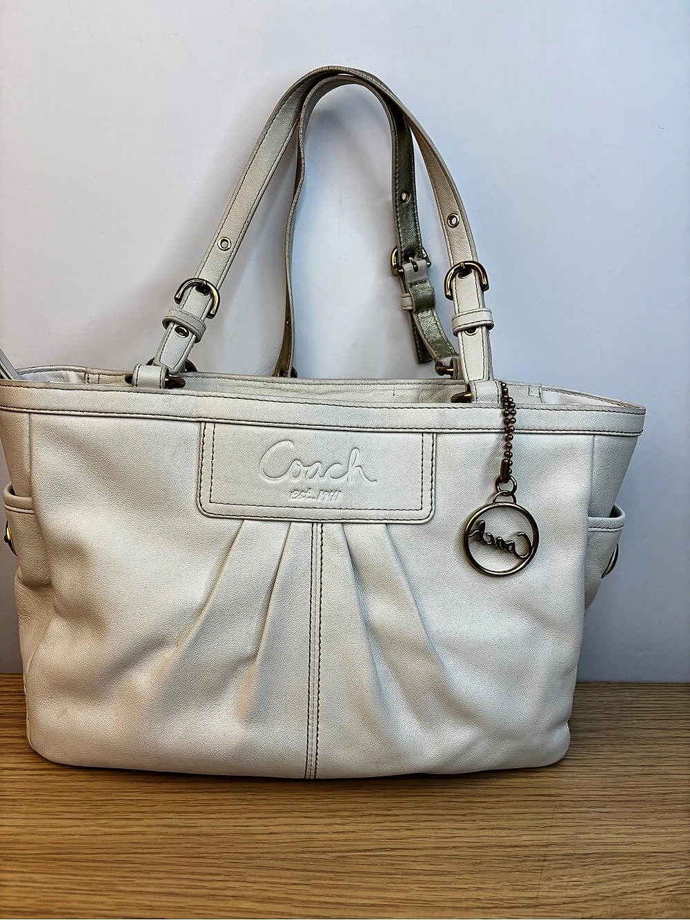 Y2K Coach Gallery East West Ivory Leather Tote Shoulder Handbag # 13759